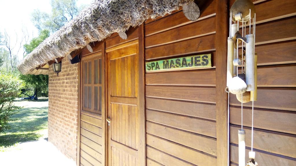 Las Curiosas Hotel Avia Terai Luaran gambar